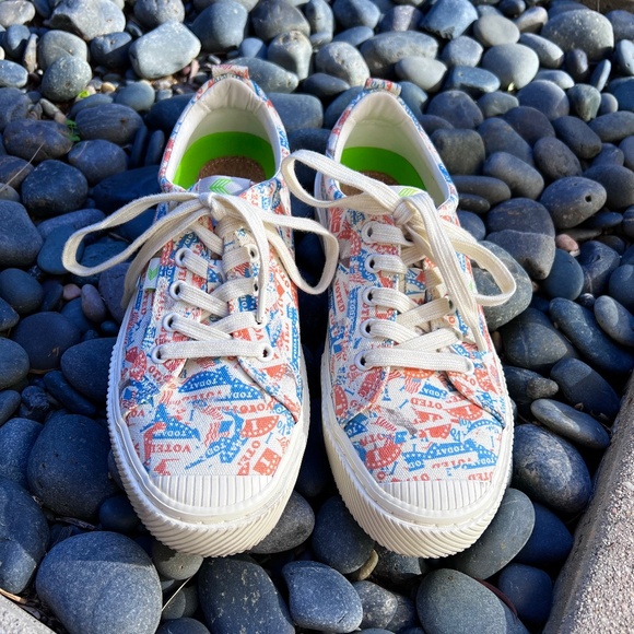 Cariuma + Crooked "I Voted" Canvas Sneakers - Picture 1 of 7